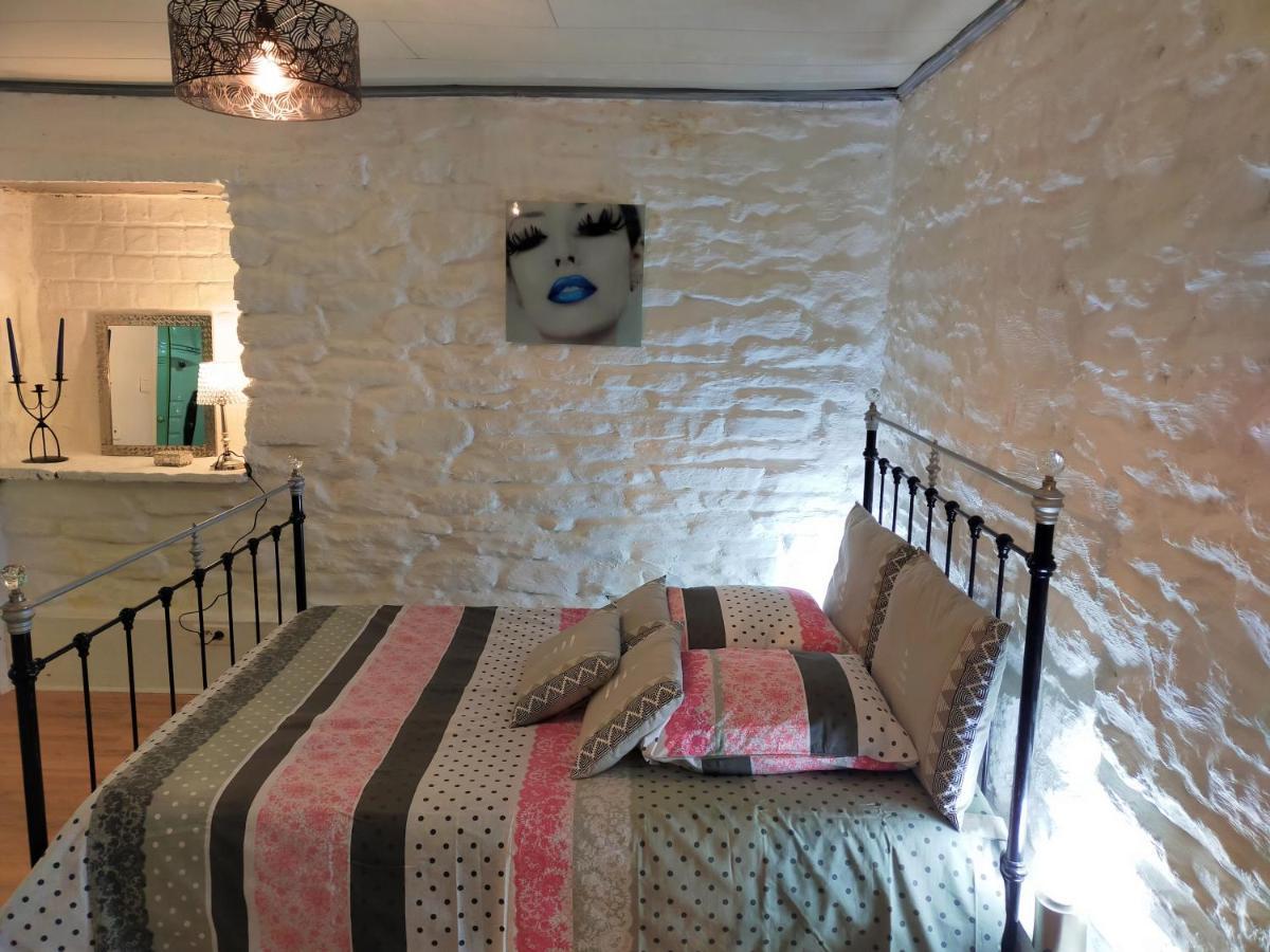 L'elephant Blanc De Concarnoloc Apartment *